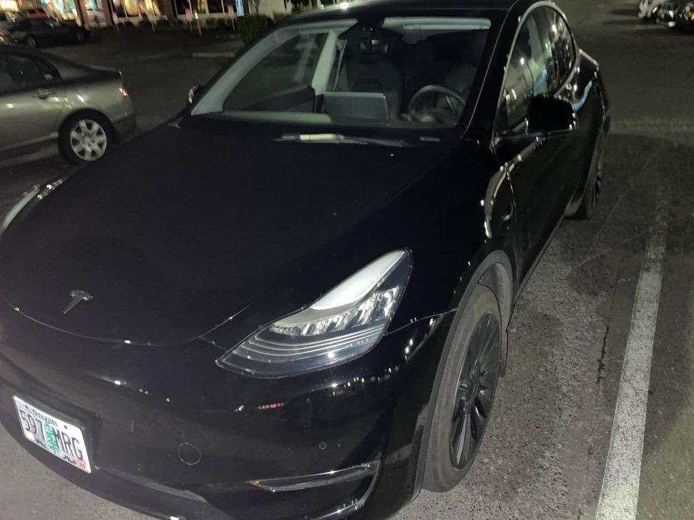 TESLA MODEL Y 2021 5YJYGDED8MF107418 image